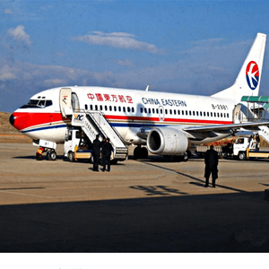 西郊机场邮寄航空快运业稳步发展的原因是什么？